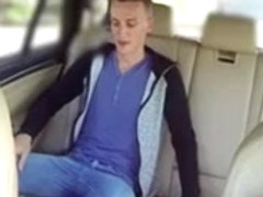 Guy fucks trimmed pussy taxi driver