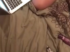 Chubby slut doing and dildo play webcam