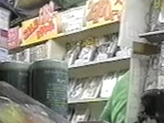 Hidden livecam Japanese doll masturbates in the clip room