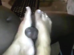 Hubby records BBC cum on his wife 's mature feet