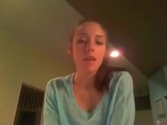 Hot american girl makes a masturbation sextape for her bf