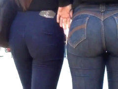 Beautiful Ass in Tight Jeans Hot Young Mom