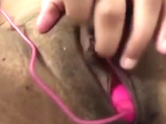 Girl Uses Egg Vibrator to Masturbate