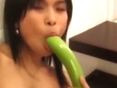 Pussy Play From Amateur Thai Teen