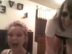 Superlatively Good twerking livecam teenager episode