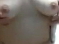 Mature asian has very juicy squirt