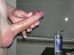 Long lubed jerking with fleshlight