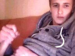 Hawt str8 Norwegian cums on webcam