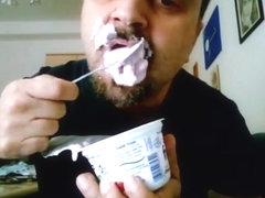 Kocalos - Pissing and yogurt.