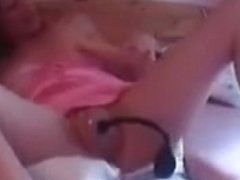 Teen Girl Pumping Her Vagina