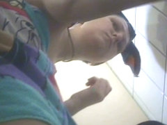 Girl locker room cam recording the nice fresh booty