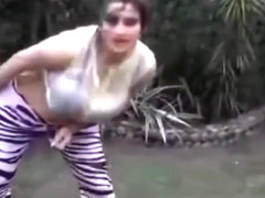 Afreen khan tit floppin