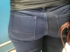 Hot round ass in the