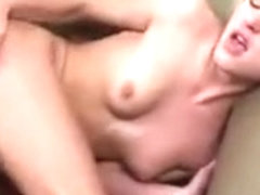 Soirée sexe intense avec la nouvelle voisine