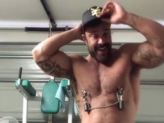 RR talking and showing off his body
