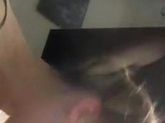 Junges Paar fickt nach Schulschluss!