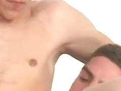 Teen boyfriends enjoy their gay time home alone