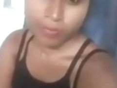 sexy back girl doing sefies.1.7 Mb