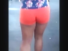 Mulata de shortinho socado