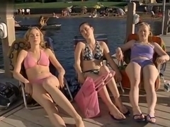 Amanda Walsh,Holly Lewis,Caroline Dhavernas in These Girls (2005)