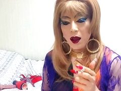 sissy girl niclo sexy smoking