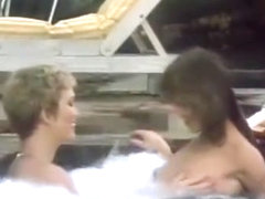 Lesbians Eating Pussy