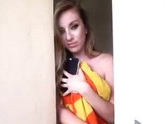 Gorgeous And Hot Teen Gets The Majority Of Her Cockride