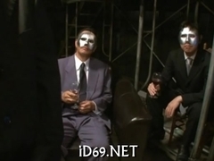 Raucous pussy thrashing