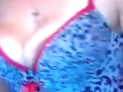Russian webcam blonde MaximaDiva anal toying