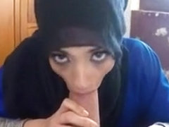 Arab Girl Sucks A Large Cock