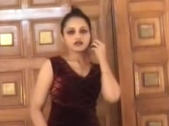 Hot Indian Girl Dancing