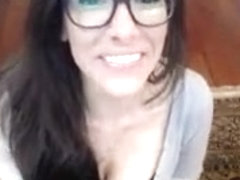 Teen Kaylynn091 Flashing Boobs On Live Webcam Part 04