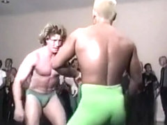 Hot Wrestling Men: Walsh vs Knight