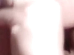 Hot babe does amateur blowjob