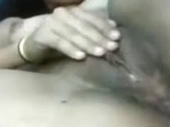 Latina babe rubs her fanny for me