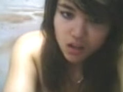 CUTE PLAYGIRL ON CAM