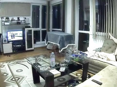 Home alone (Voyeur cam)