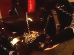 HOGCHAINED WHIPPED (1c)