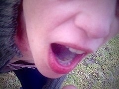 FRENCH WIFE JUSTINE GARDEN COOK JERKING ORAL SEX MOUTHCUM