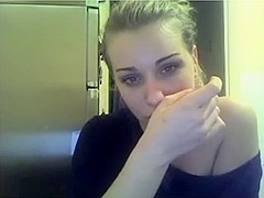 18 year old janni on webcam