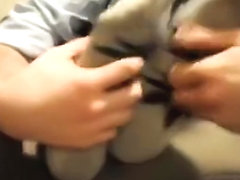 !9 yr old Tickles his boyfriend's Feet