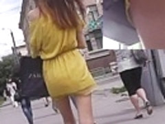 Gal in yellow costume hottest upskirt