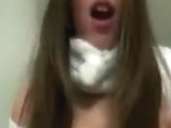 Picked up hottie shows her fucking skill in the halls