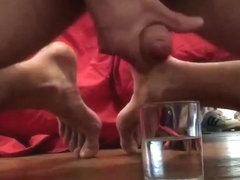 A little glass of cum ?