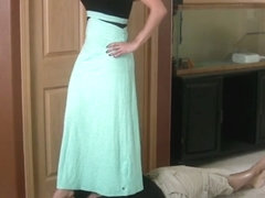 Mistress Pathi foot slave