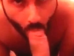 Amateur - Esclavo comiendo Polla y Pies