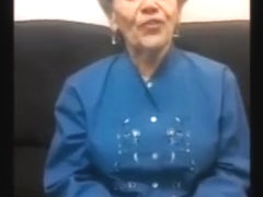 Entire Family Tries To Fuck Steve Harvey