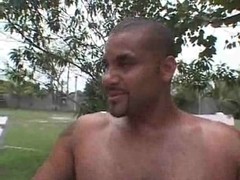 Butty shemale anal ramming outdoor
