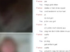 mollige vor der webcam