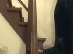 Gummirascheln im Treppenhaus